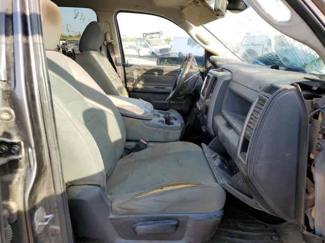 Photo 5 from auction – 2015 RAM 3500 ST with VIN 3C63RPGLXFG652700