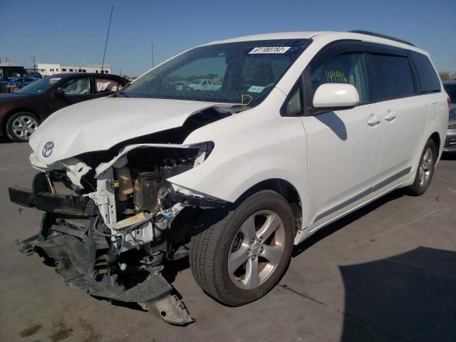 Photo 2 from auction – 2014 TOYOTA SIENNA LE with VIN 5TDKK3DC9ES526074