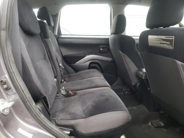Photo 6 from auction – 2010 MITSUBISHI OUTLANDER with VIN JA4AS2AW7AZ015745