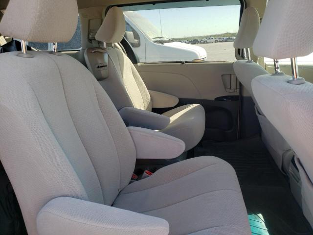 Photo 6 from auction – 2014 TOYOTA SIENNA LE with VIN 5TDKK3DC9ES526074