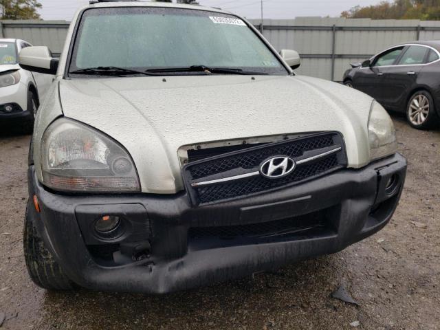 Photo 9 from auction – 2007 HYUNDAI TUCSON SE with VIN KM8JN72D37U668694