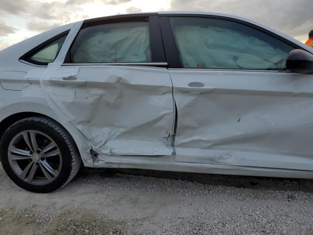 Photo 9 from auction – 2019 VOLKSWAGEN JETTA S with VIN 3VWCB7BU6KM215296