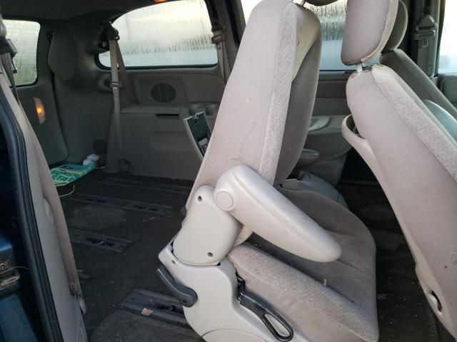 Photo 6 from auction – 2003 CHRYSLER TOWN & COU with VIN 2C8GP54L03R166913
