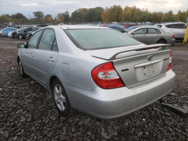 Photo 3 from auction – 2002 TOYOTA CAMRY LE with VIN 4T1BE32K22U569563