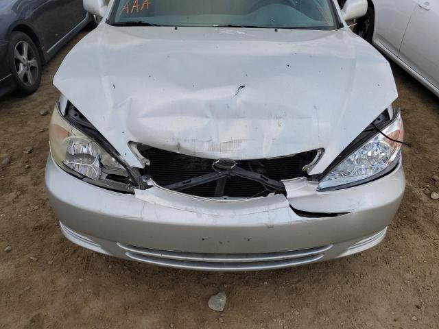 Photo 9 from auction – 2002 TOYOTA CAMRY LE with VIN 4T1BF30KX2U023271