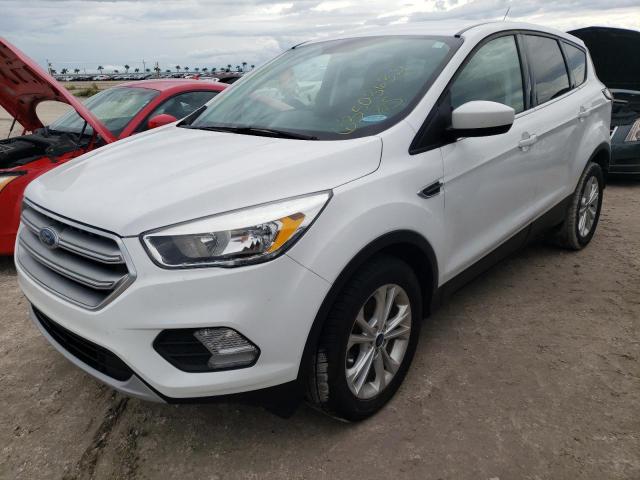 Photo 2 from auction – 2017 FORD ESCAPE SE with VIN 1FMCU0GD5HUA87968
