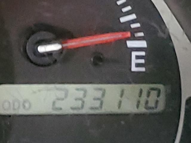 Photo 8 from auction – 2004 LEXUS IS 300 with VIN JTHBD192340088036
