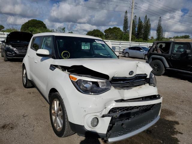 KIA SOUL + 2017 with VIN KNDJP3A58H7427392 - Photo from auction
