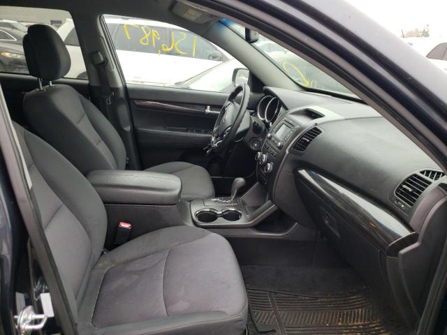 Photo 5 from auction – 2013 KIA SORENTO LX with VIN 5XYKTDA60DG391614