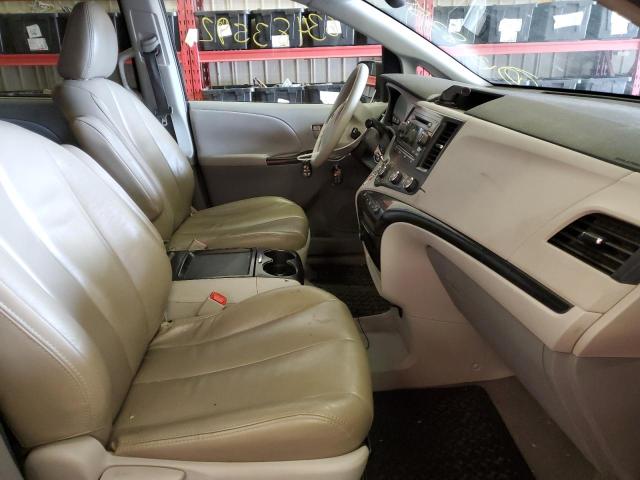 Photo 5 from auction – 2011 TOYOTA SIENNA LE with VIN 5TDKK3DC8BS036365