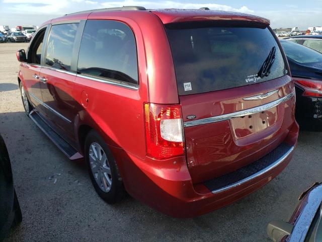 Photo 3 from auction – 2016 CHRYSLER TOWN & COU with VIN 2C4RC1BG9GR174423