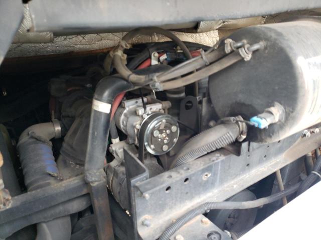 Photo 7 from auction – 2005 FREIGHTLINER CHASSIS X with VIN 4UZABFCY45CU53154