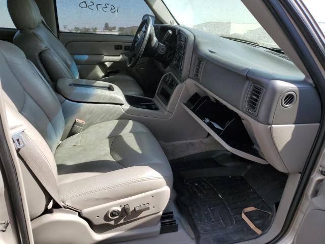 Photo 5 from auction – 2004 CHEVROLET SUBURBAN K with VIN 3GNFK16T84G122013