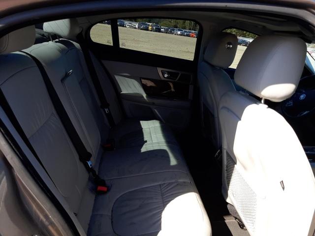 Photo 6 from auction – 2011 JAGUAR XF with VIN SAJWA0FBXBLR82168