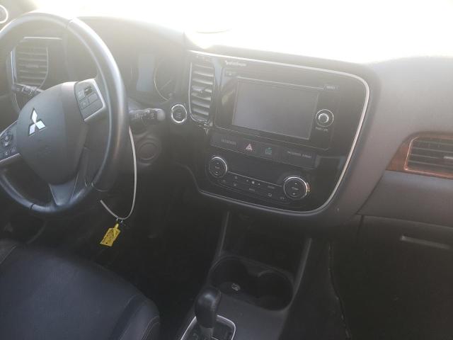 Photo 9 from auction – 2014 MITSUBISHI OUTLANDER with VIN JA4AD3A30EZ008955