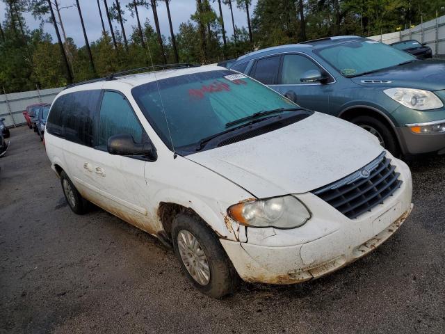 CHRYSLER TOWN & COU 2005 with VIN 2C4GP44R45R161149 - Photo from auction