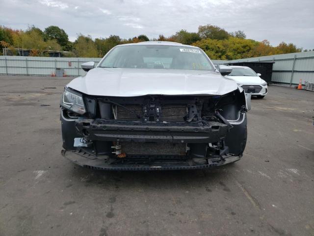 Photo 9 from auction – 2017 VOLKSWAGEN PASSAT S with VIN 1VWAT7A32HC046871