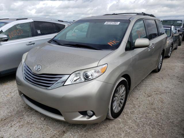 Photo 2 from auction – 2017 TOYOTA SIENNA XLE with VIN 5TDYZ3DC9HS808189