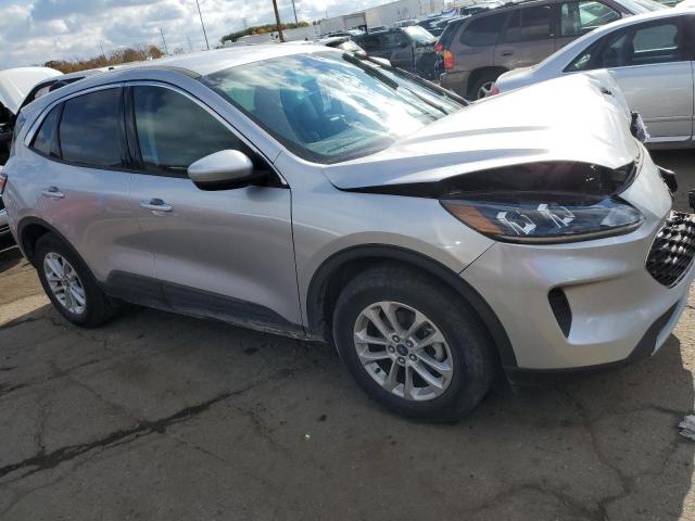 Photo 1 from auction – 2020 FORD ESCAPE SE with VIN 1FMCU9G63LUB40679