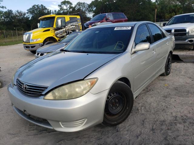 Photo 2 from auction – 2005 TOYOTA CAMRY LE with VIN 4T1BE32K65U947811