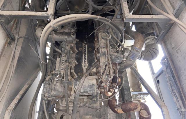 Photo 7 from auction – 2005 FREIGHTLINER CHASSIS X with VIN 4UZAAHBV85CU89435