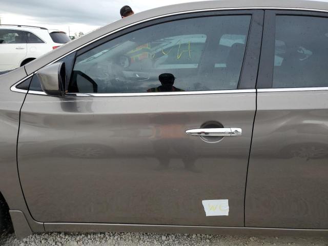 Photo 9 from auction – 2015 NISSAN SENTRA S with VIN 3N1AB7AP2FL671672