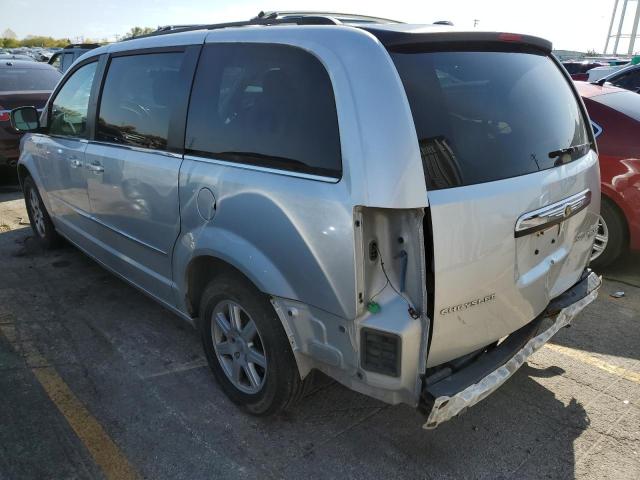 Photo 3 from auction – 2010 CHRYSLER TOWN & COU with VIN 2A4RR5D17AR373325