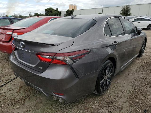 Photo 4 from auction – 2021 TOYOTA CAMRY SE with VIN 4T1G11AK5MU589302