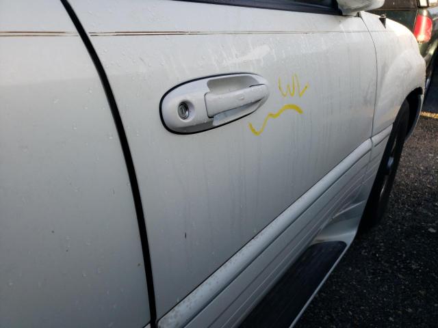 Photo 9 from auction – 2002 LEXUS LX 470 with VIN JTJHT00W023517733
