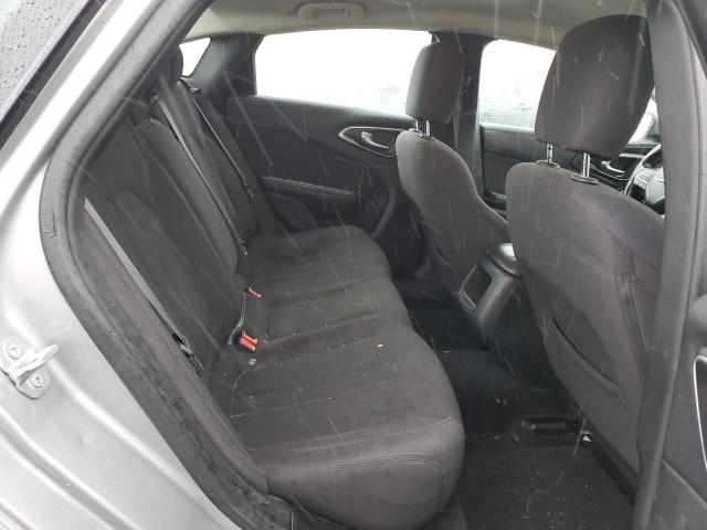 Photo 6 from auction – 2015 CHRYSLER 200 LIMITE with VIN 1C3CCCAB5FN610241