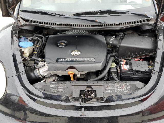 Photo 7 from auction – 2004 VOLKSWAGEN NEW BEETLE with VIN 3VWCD31Y44M322096