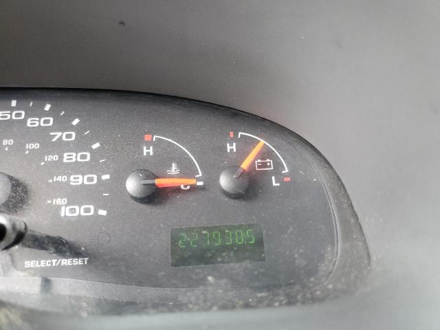 Photo 8 from auction – 2004 FORD ECONOLINE with VIN 1FBSS31L74HB08219