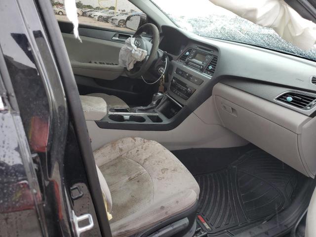 Photo 5 from auction – 2017 HYUNDAI SONATA SE with VIN 5NPE24AF3HH517463