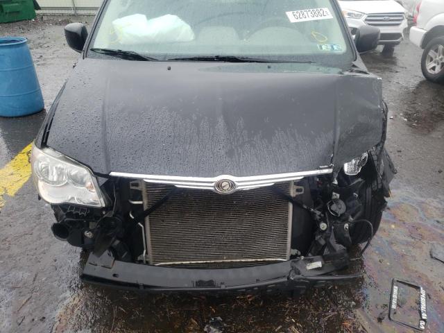 Photo 7 from auction – 2010 CHRYSLER TOWN & COU with VIN 2A4RR4DE1AR114908