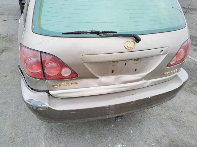 Photo 9 from auction – 1999 LEXUS RX 300 with VIN JT6HF10U8X0085228