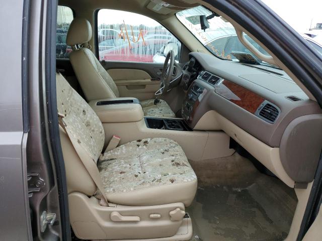 Photo 5 from auction – 2011 CHEVROLET SUBURBAN C with VIN 1GNSCJE06BR188348