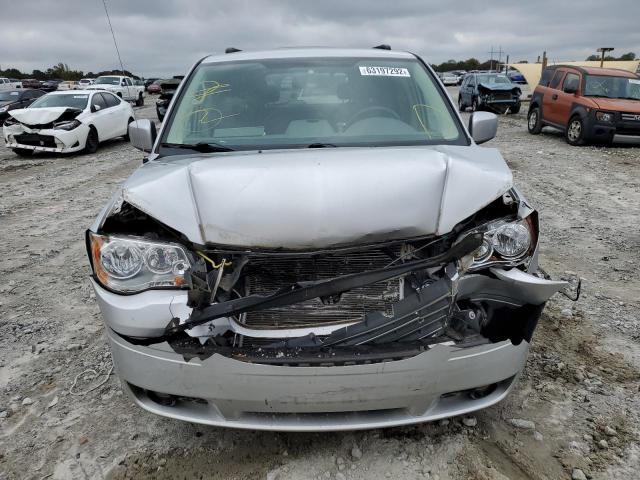 Photo 9 from auction – 2009 CHRYSLER TOWN & COU with VIN 2A8HR54199R594723