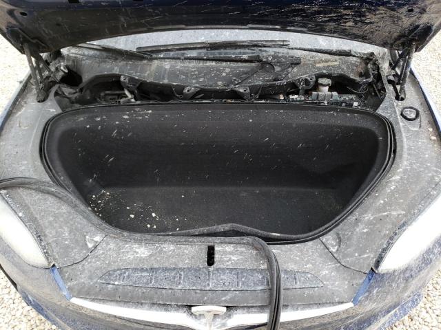 Photo 7 from auction – 2020 TESLA MODEL X with VIN 5YJXCDE22LF231320