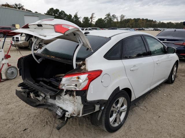 Photo 4 from auction – 2014 FORD FOCUS SE with VIN 1FADP3F22EL180794