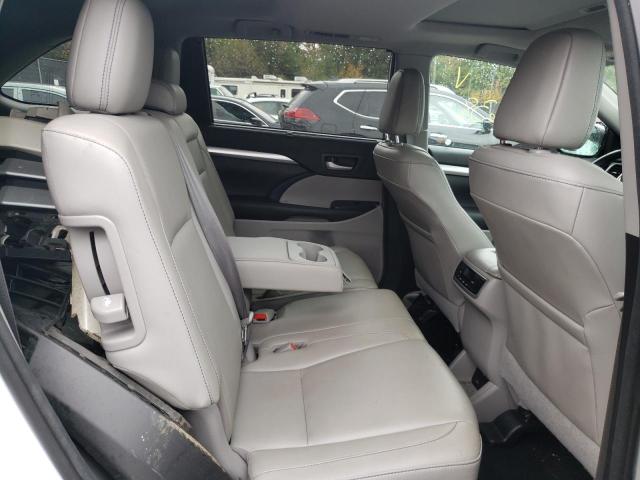 Photo 6 from auction – 2017 TOYOTA HIGHLANDER with VIN 5TDJZRFH1HS476259