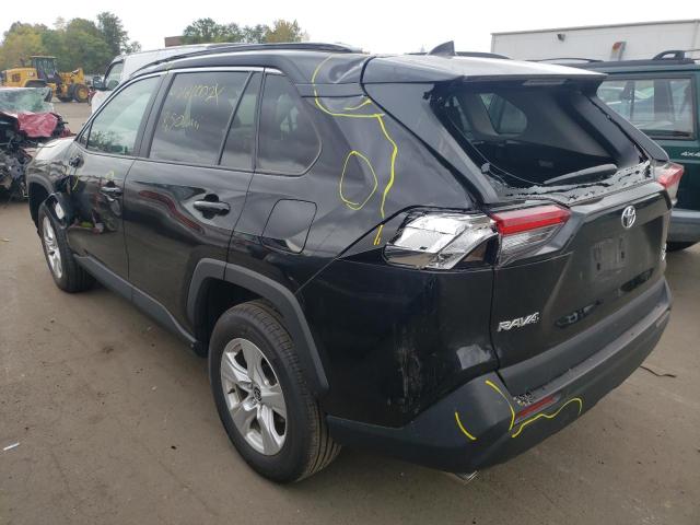 Photo 3 from auction – 2021 TOYOTA RAV4 XLE with VIN 2T3P1RFV3MW199839