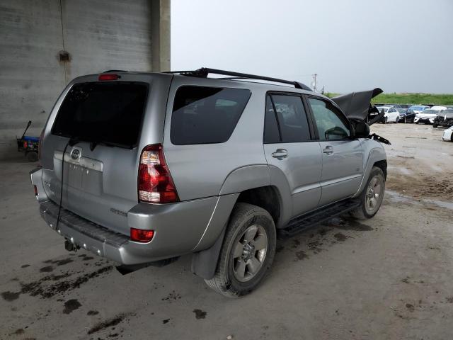 Photo 4 from auction – 2004 TOYOTA 4RUNNER SR with VIN JTEZU14R248009456