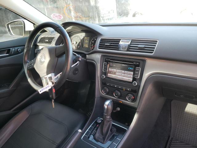 Photo 9 from auction – 2015 VOLKSWAGEN PASSAT S with VIN 1VWAS7A39FC084081