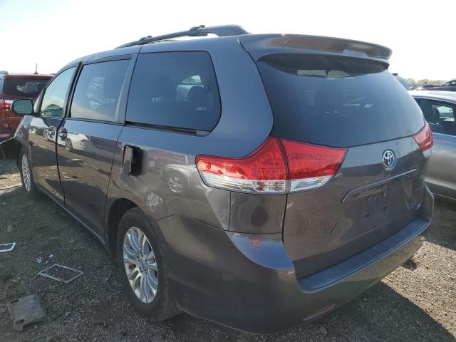 Photo 3 from auction – 2011 TOYOTA SIENNA XLE with VIN 5TDYK3DC8BS026347