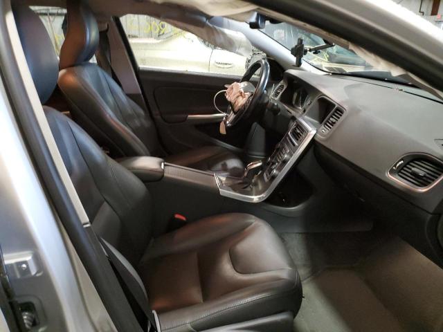 Photo 5 from auction – 2015 VOLVO S60 PREMIE with VIN YV1612TB3F2305385
