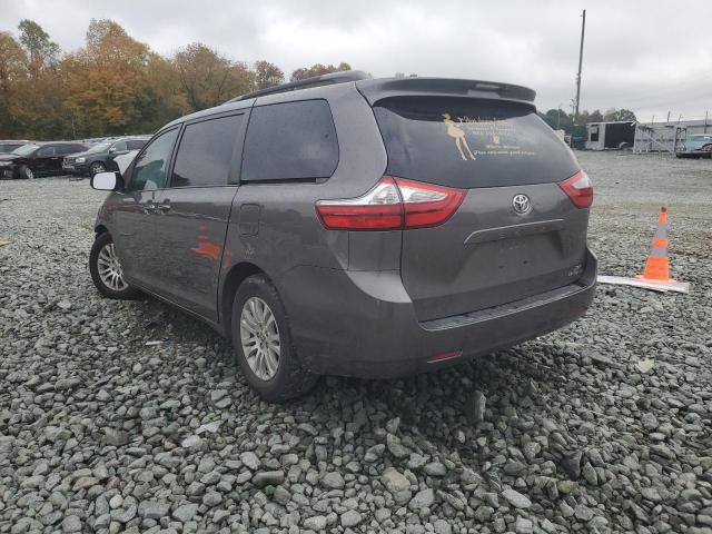 Photo 3 from auction – 2016 TOYOTA SIENNA XLE with VIN 5TDYK3DC8GS708135