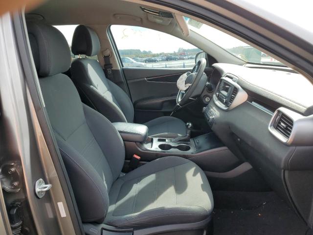 Photo 5 from auction – 2016 KIA SORENTO LX with VIN 5XYPG4A30GG124378