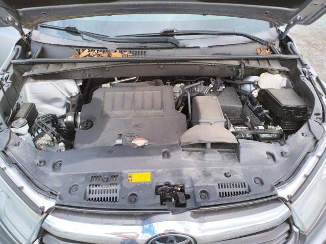 Photo 7 from auction – 2016 TOYOTA HIGHLANDER with VIN 5TDDKRFH8GS345751