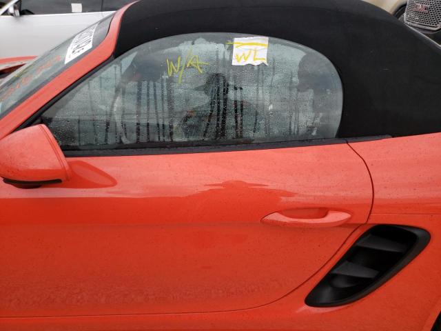 Photo 9 from auction – 2018 PORSCHE BOXSTER S with VIN WP0CB2A84JS228449