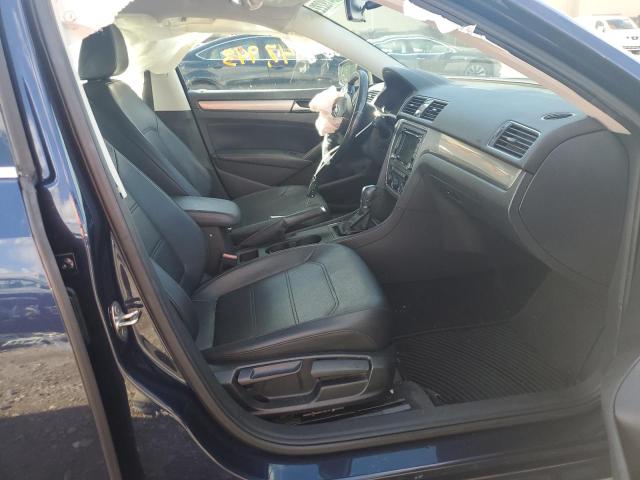 Photo 5 from auction – 2015 VOLKSWAGEN PASSAT S with VIN 1VWAS7A30FC102743